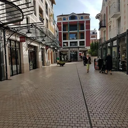 Les Pieds Dans L Eau Accès Direct Plage Pereire, Parking Gratuit ,wifi Appartement *